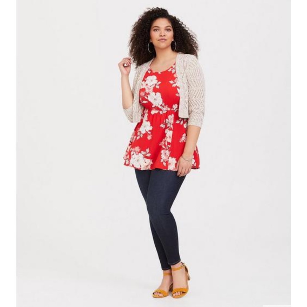 Torrid Babydoll Tunic in Red and White Floral